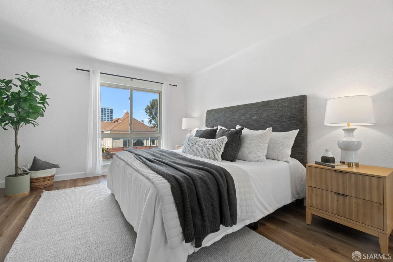 77 Fairmount Avenue Unit: 210