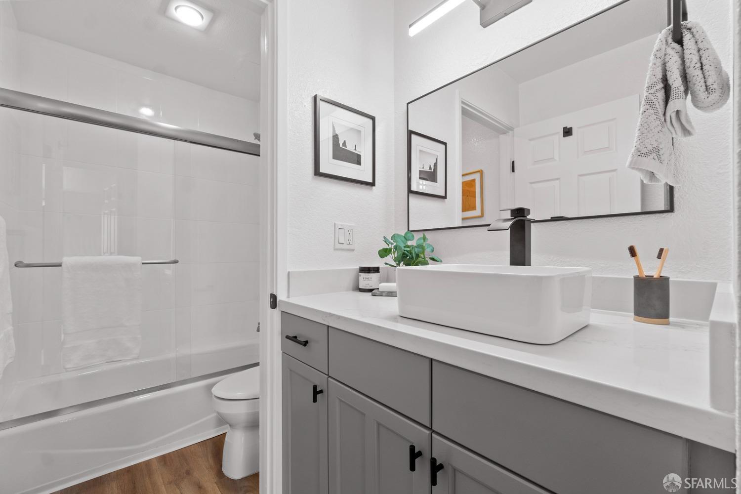 77 Fairmount Avenue Unit: 210