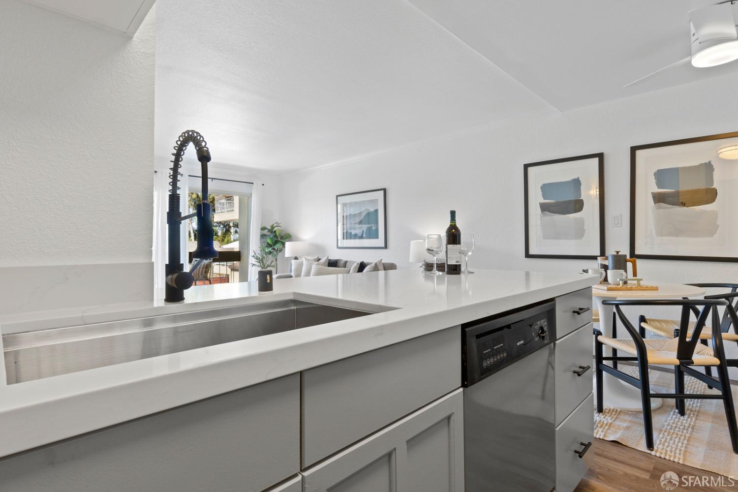 77 Fairmount Avenue Unit: 210