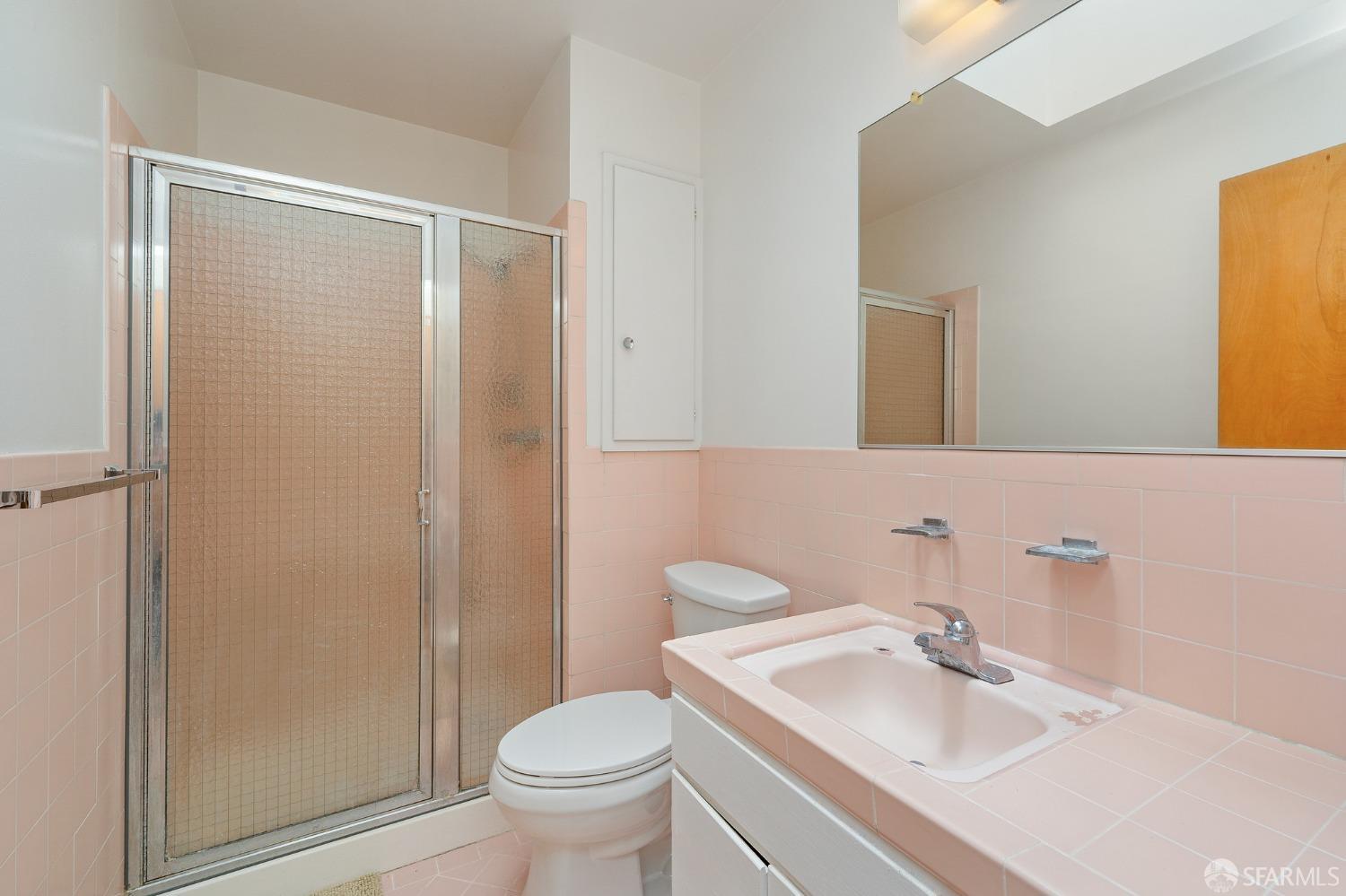 15 Staples Avenue
