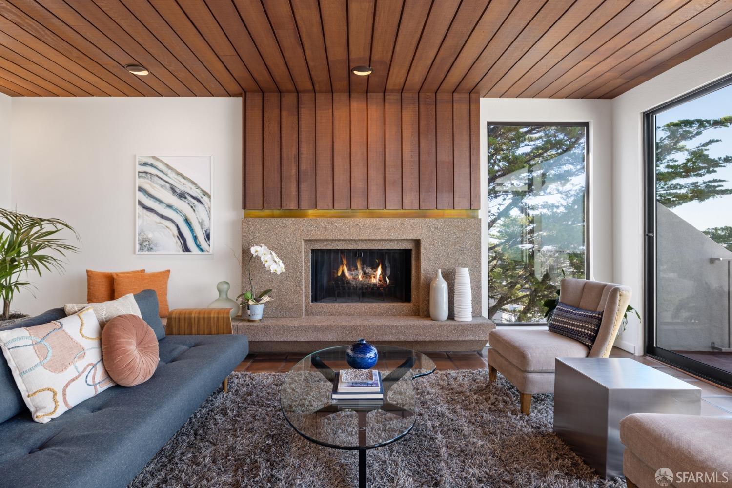 5 N Burnett Avenue Unit: 3