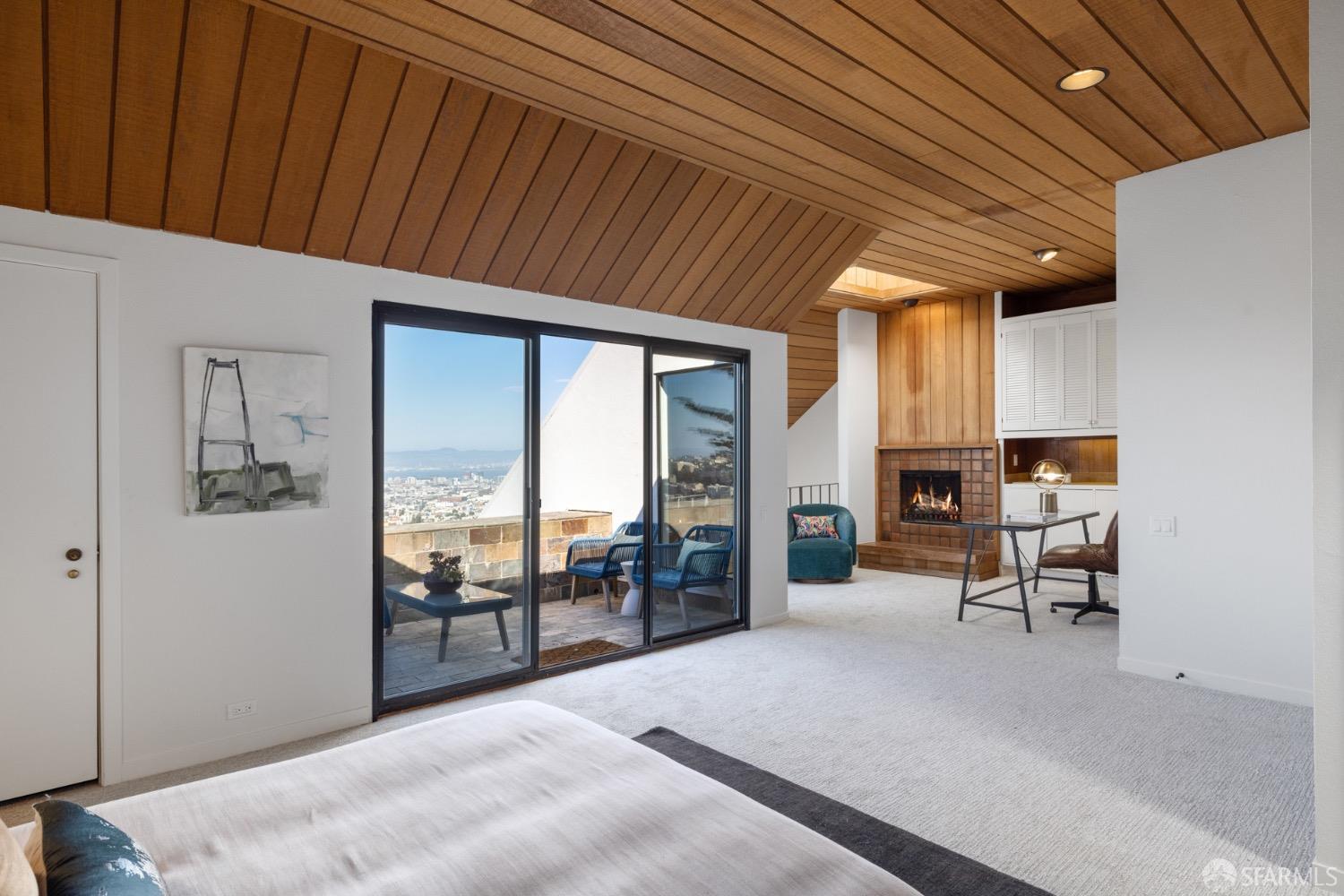 5 N Burnett Avenue Unit: 3
