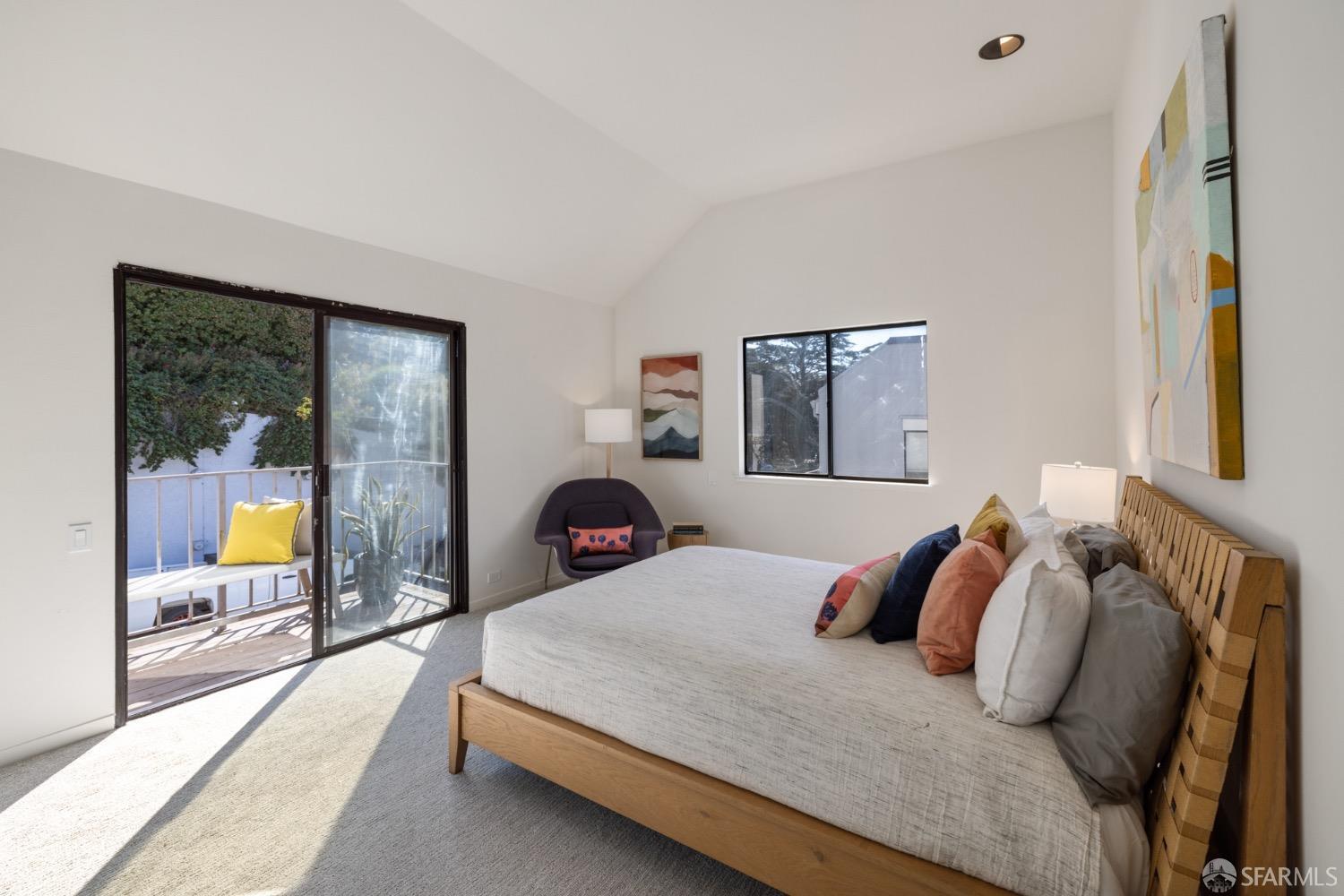 5 N Burnett Avenue Unit: 3