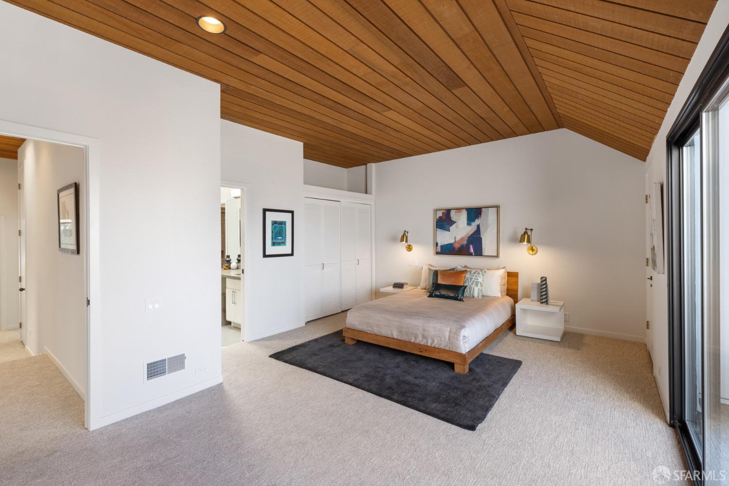 5 N Burnett Avenue Unit: 3