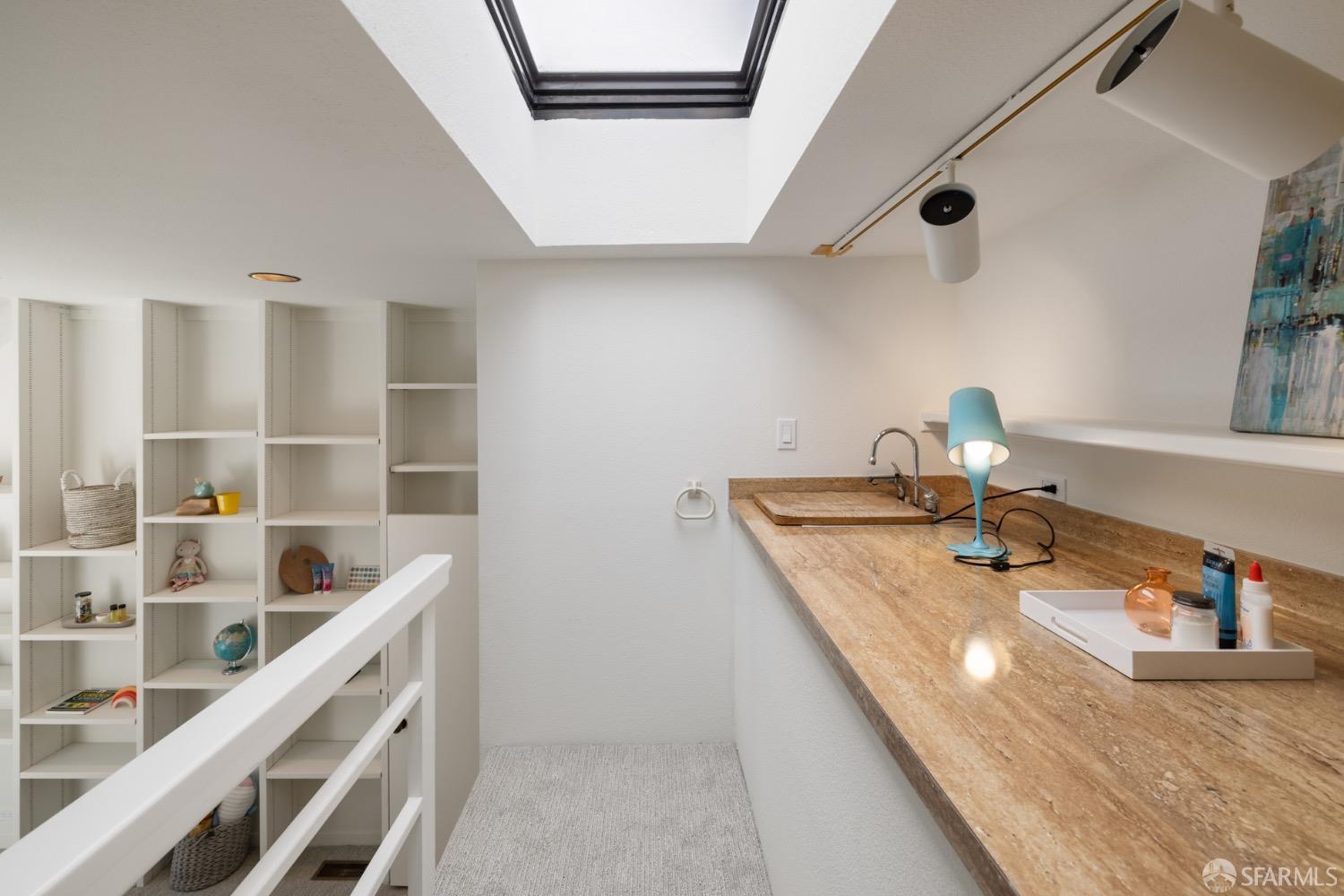 5 N Burnett Avenue Unit: 3