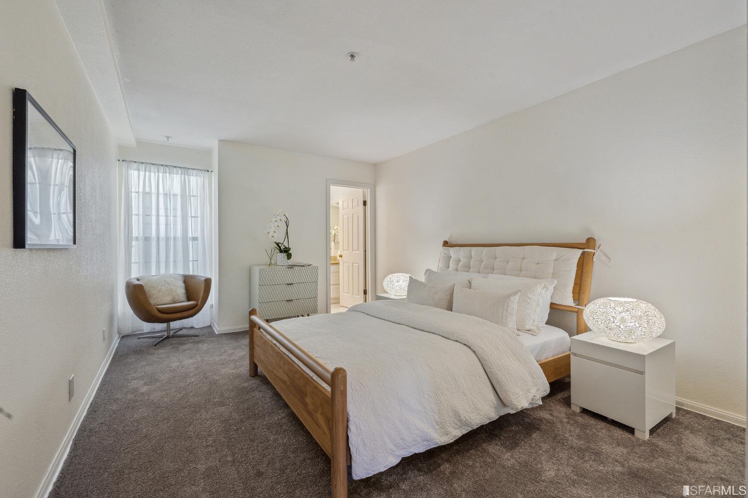 629 Chestnut Street Unit: 301