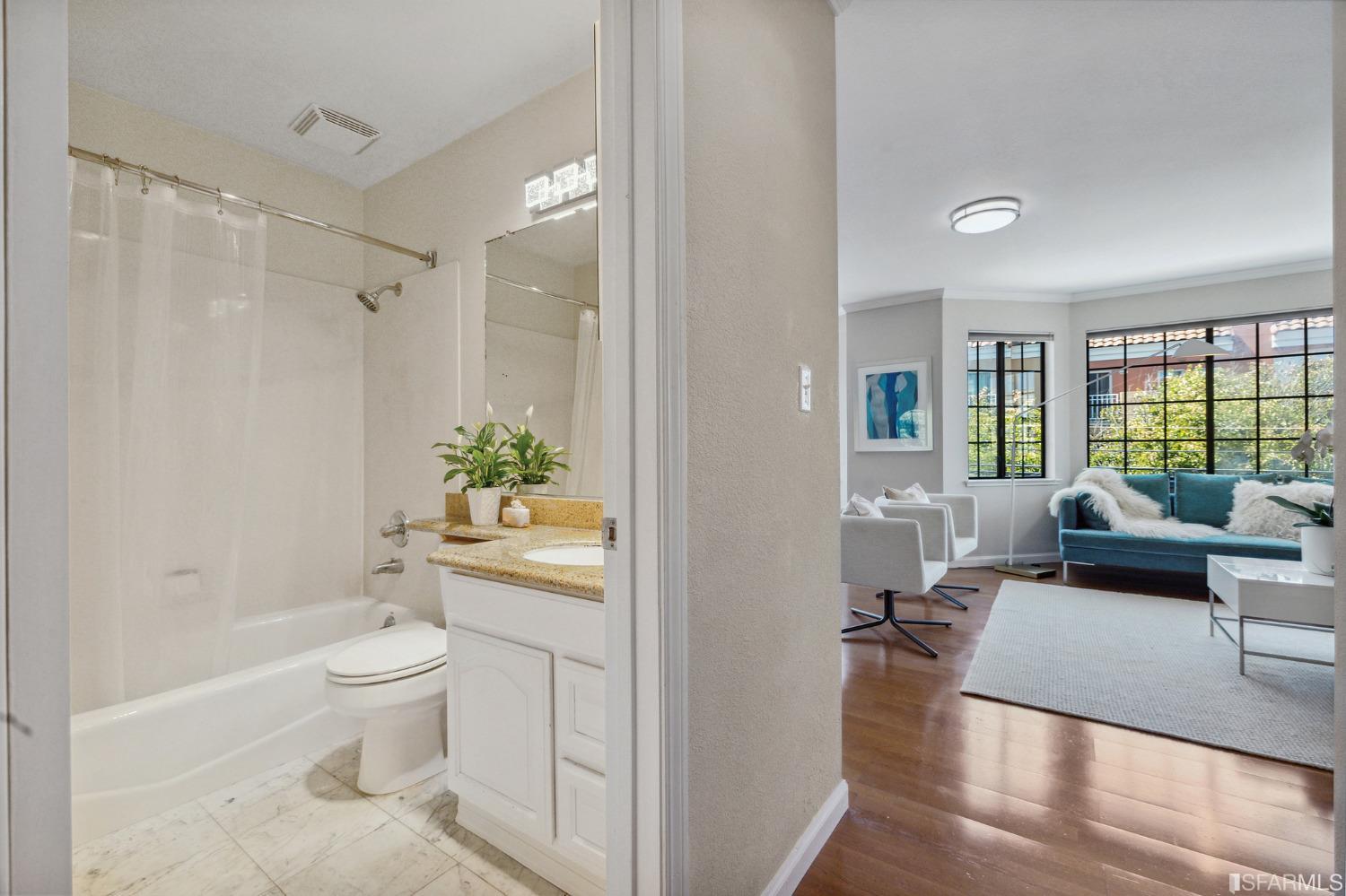 629 Chestnut Street Unit: 301