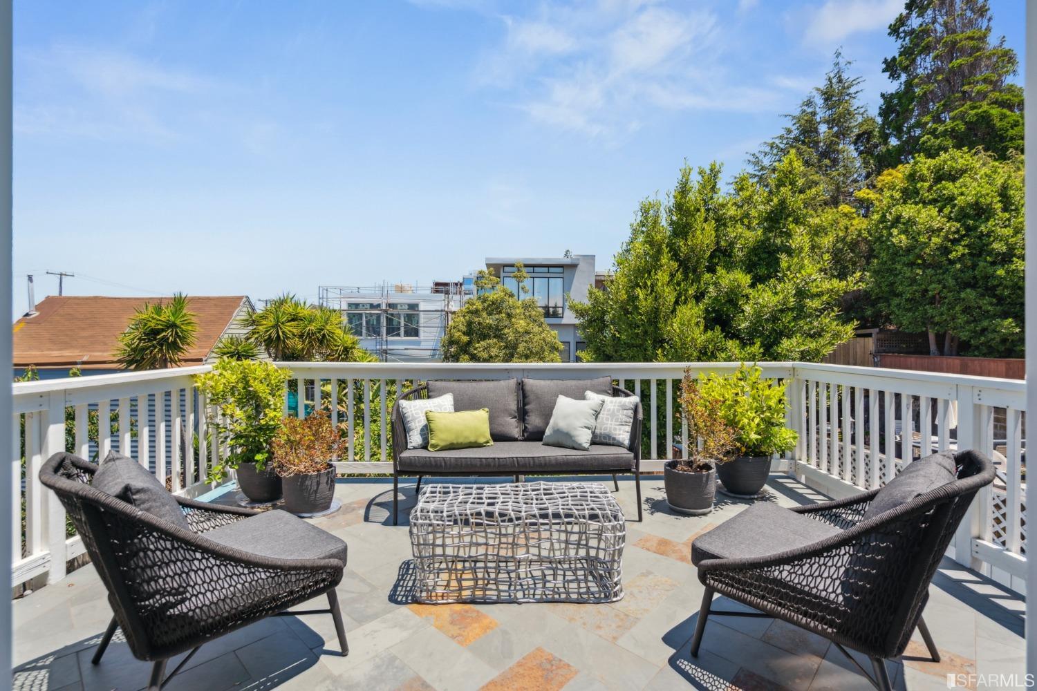 709 San Bruno Avenue