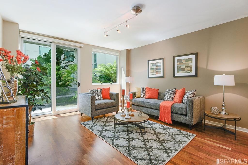 555 4th Street Unit: 438