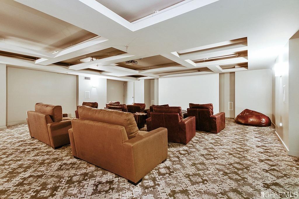 555 4th Street Unit: 438