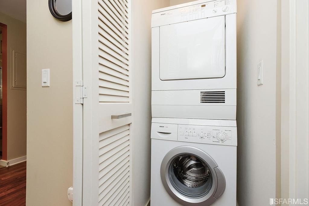 555 4th Street Unit: 438