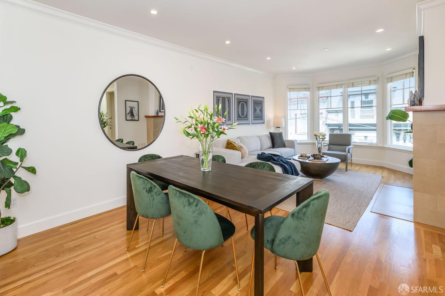 939 Jackson Street Unit: 301