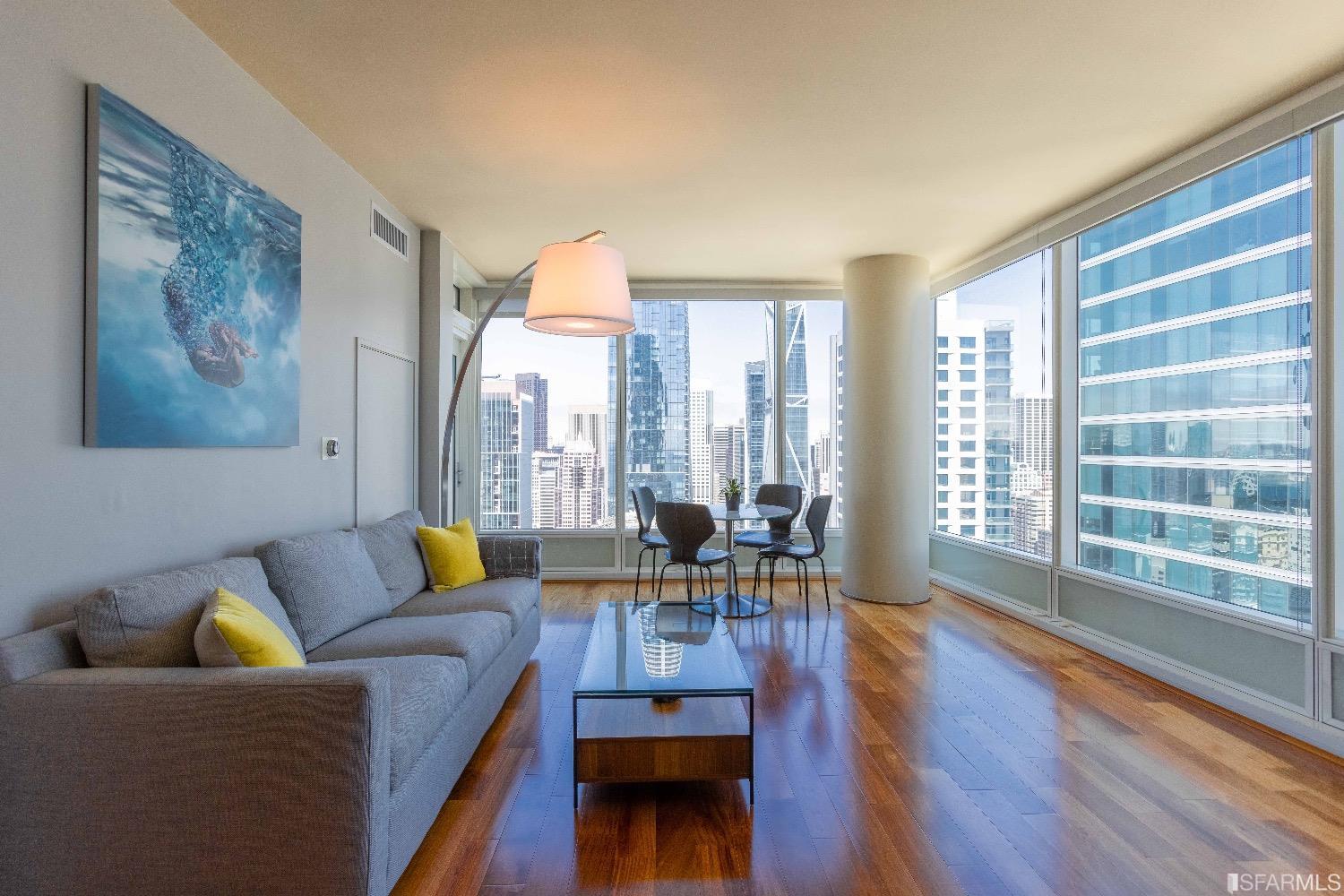 425 1st Street Unit: 3307