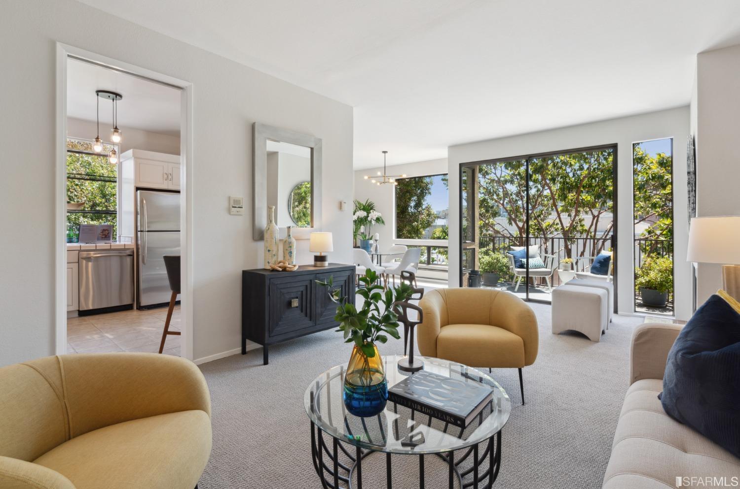 1390 Fell Street Unit: 201