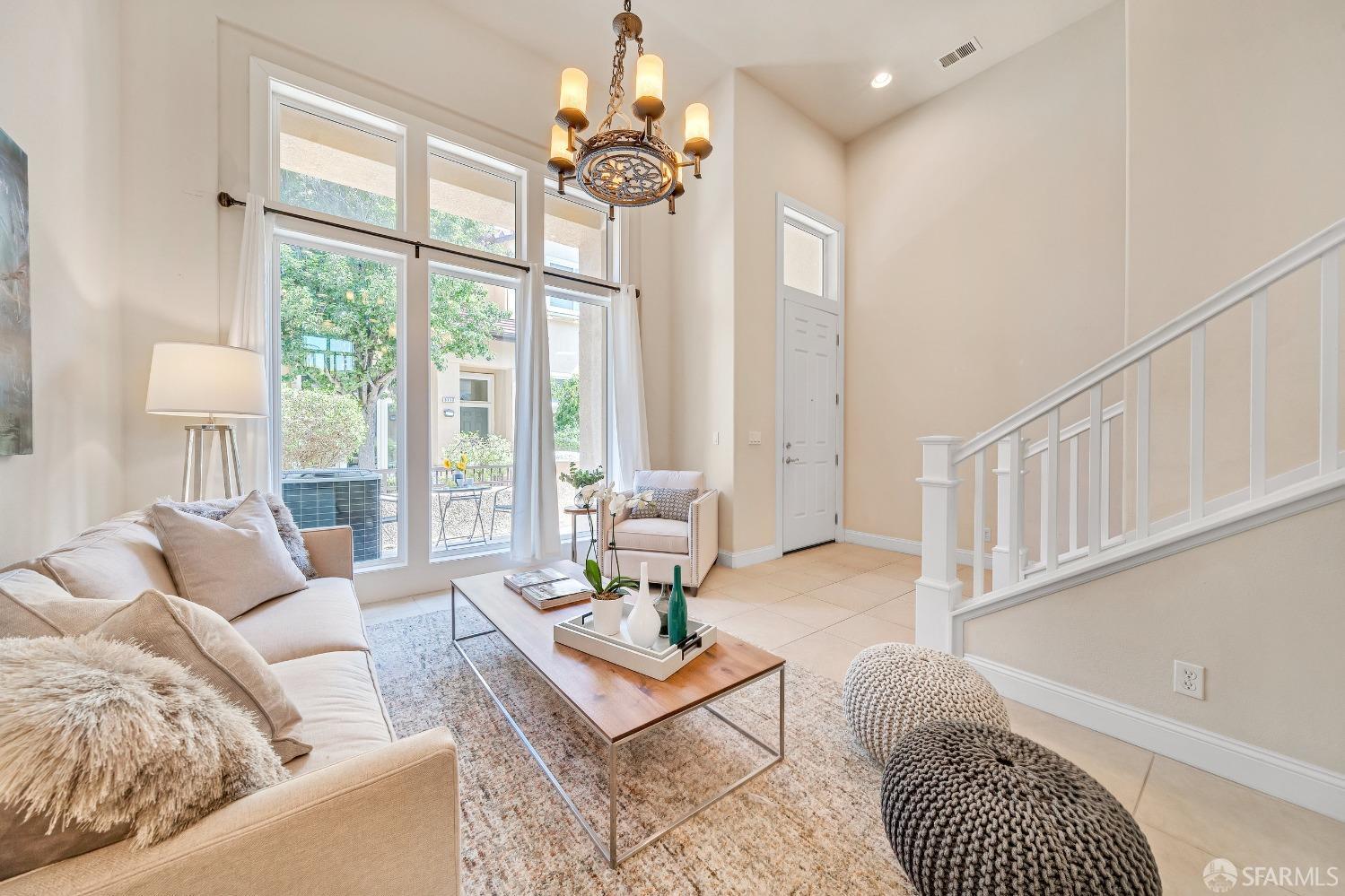 5111 Capanelle Terrace