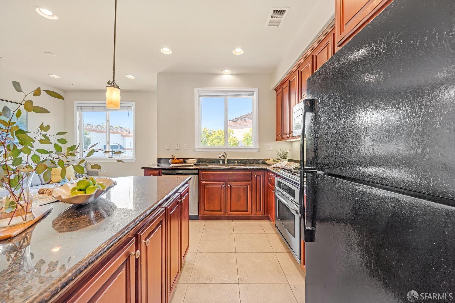 5111 Capanelle Terrace