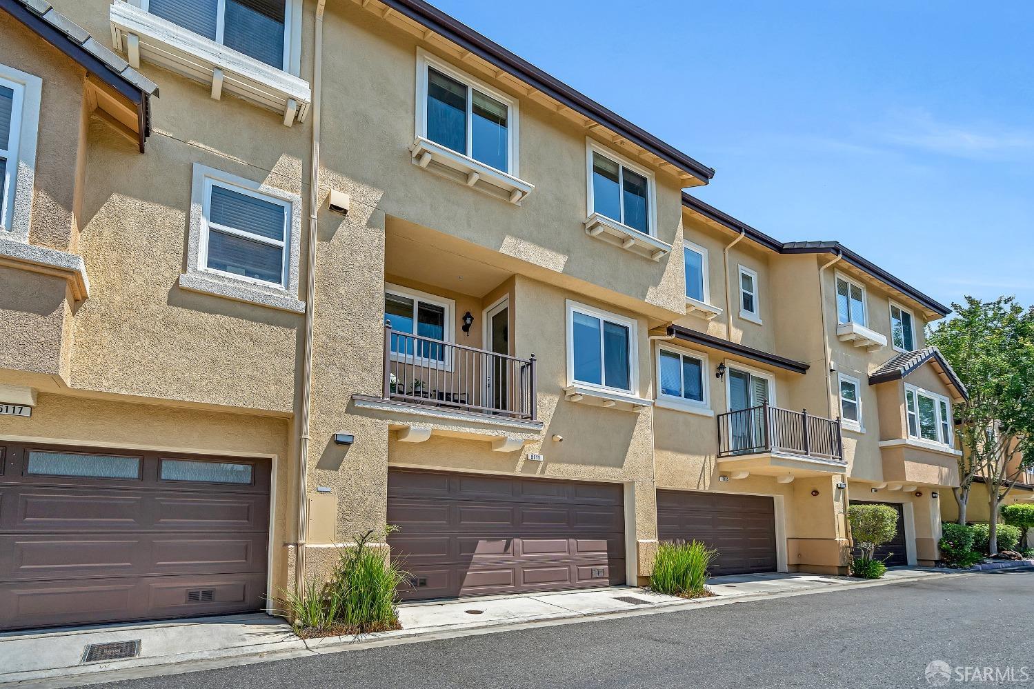 5111 Capanelle Terrace