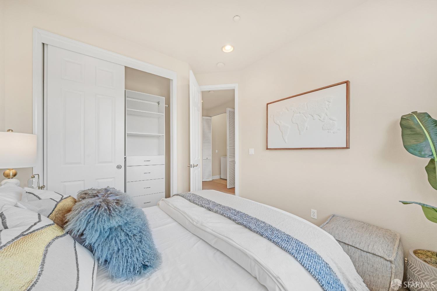 5111 Capanelle Terrace