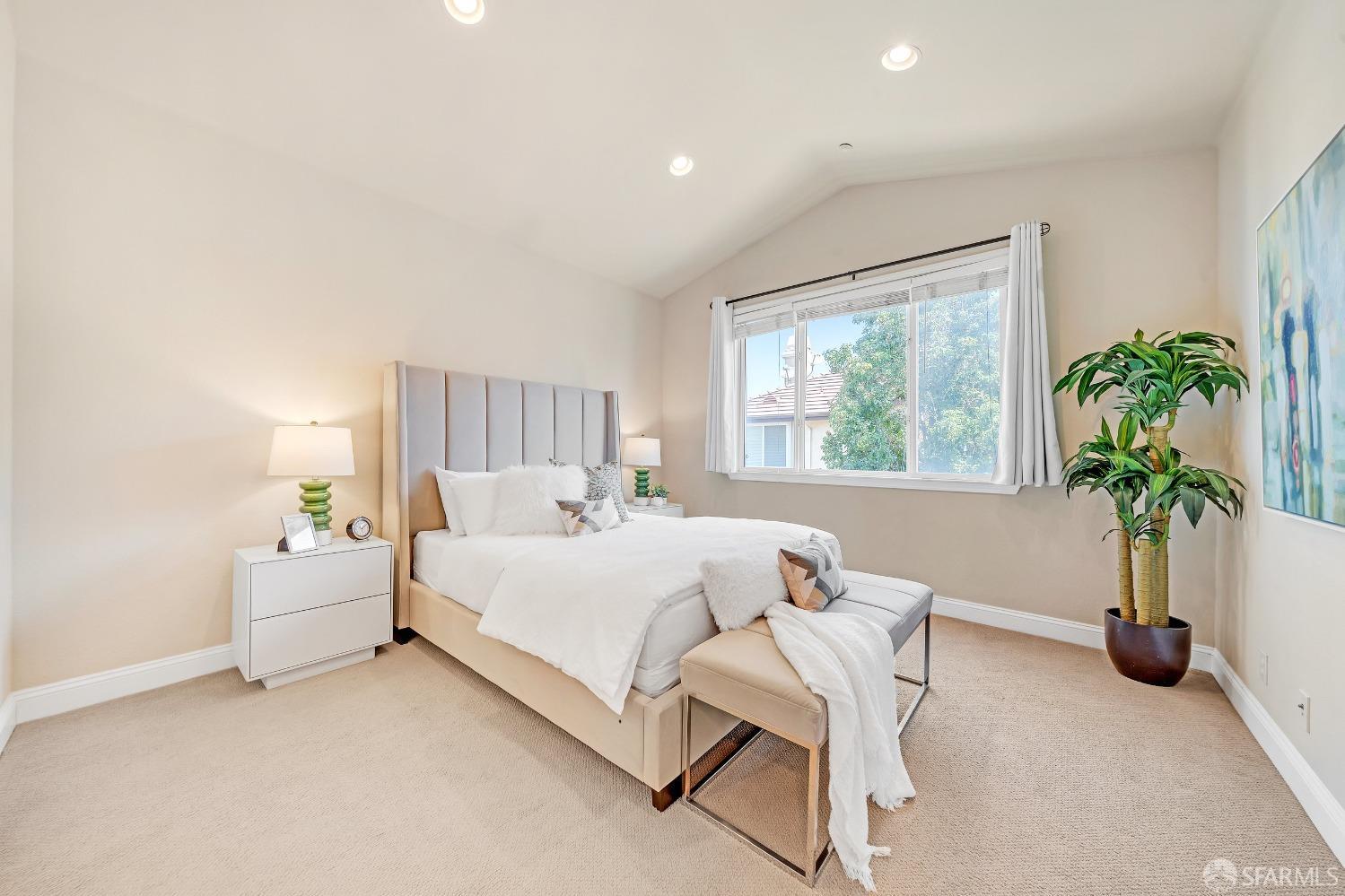 5111 Capanelle Terrace