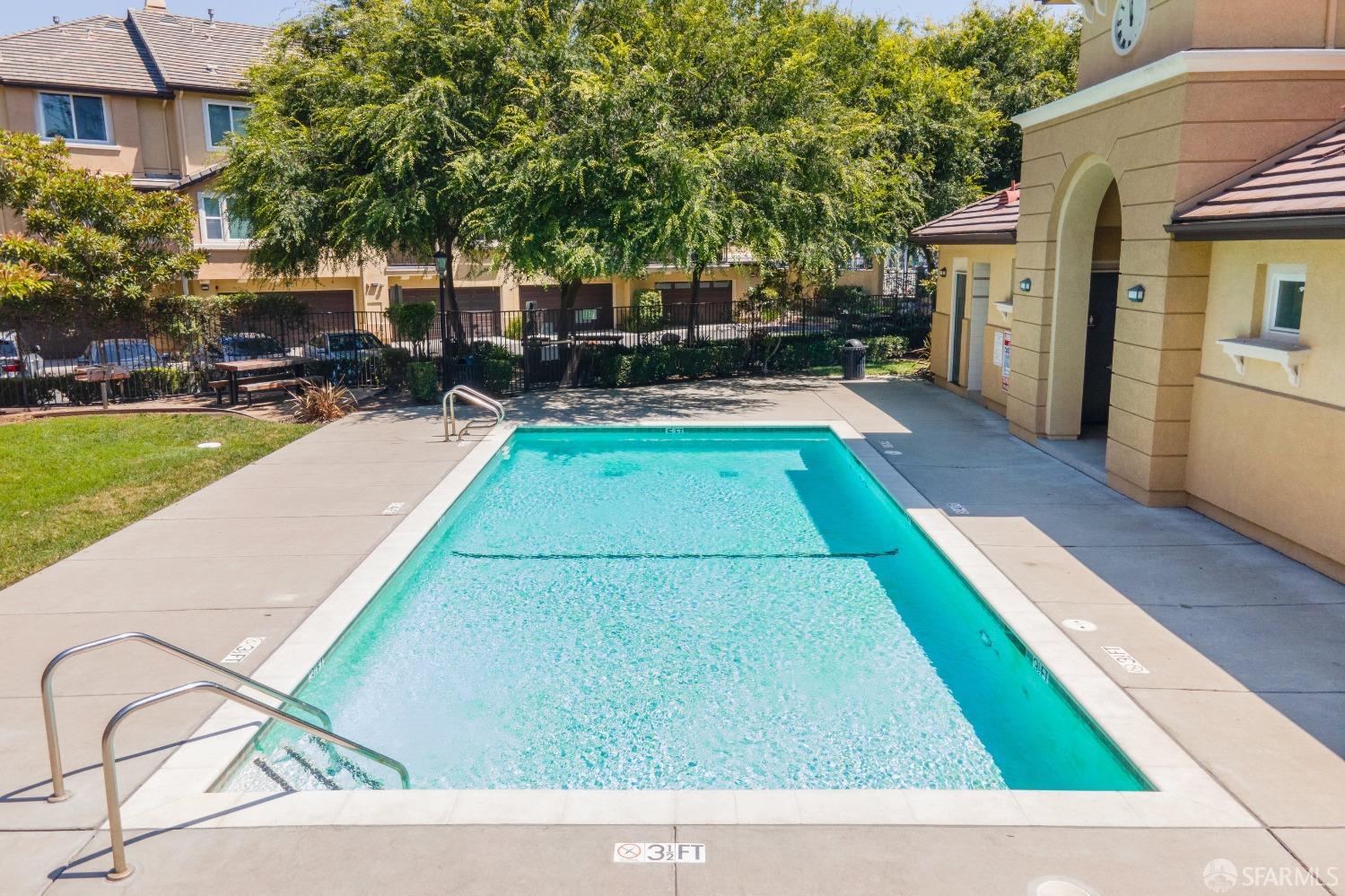 5111 Capanelle Terrace