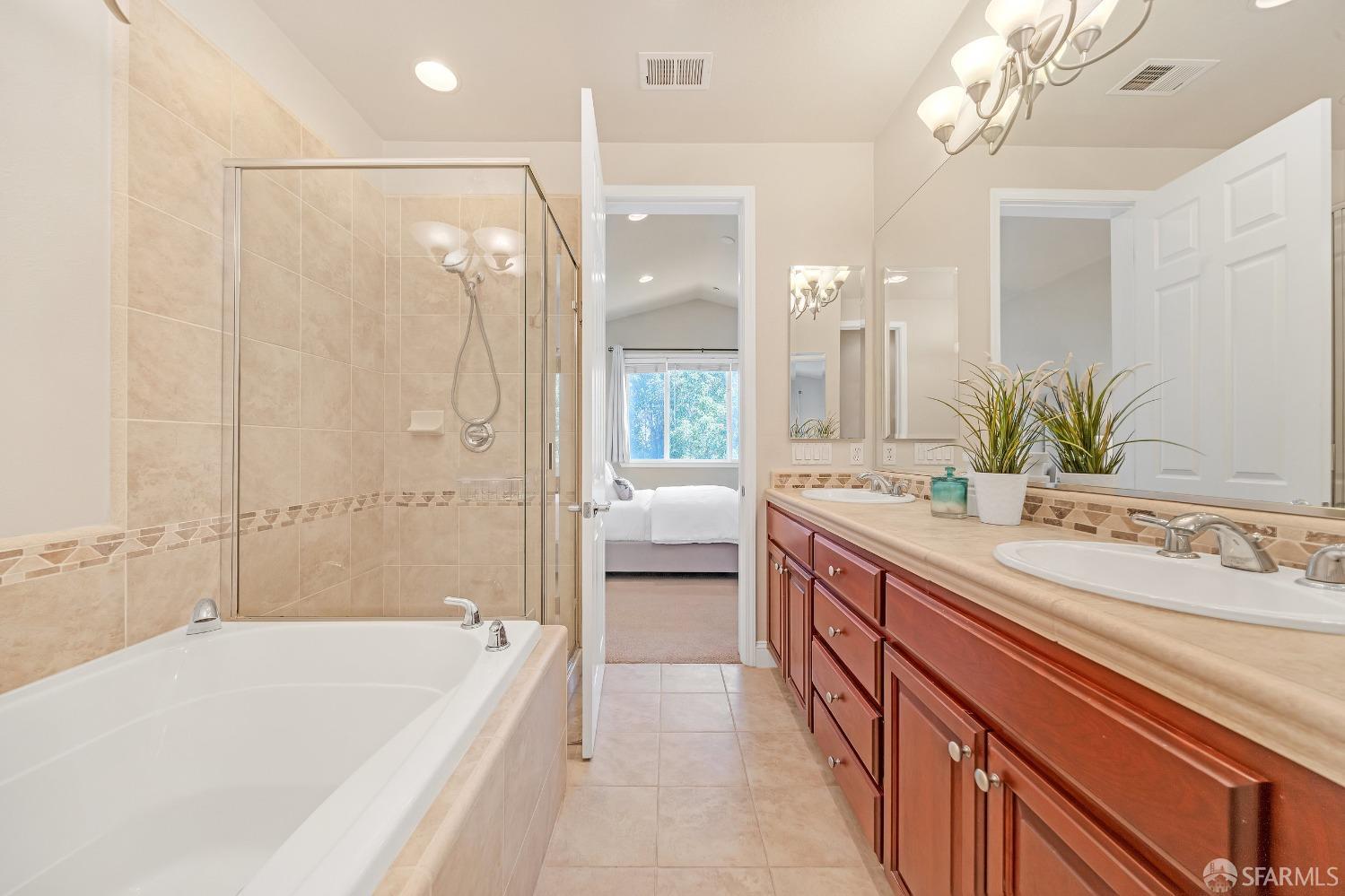 5111 Capanelle Terrace