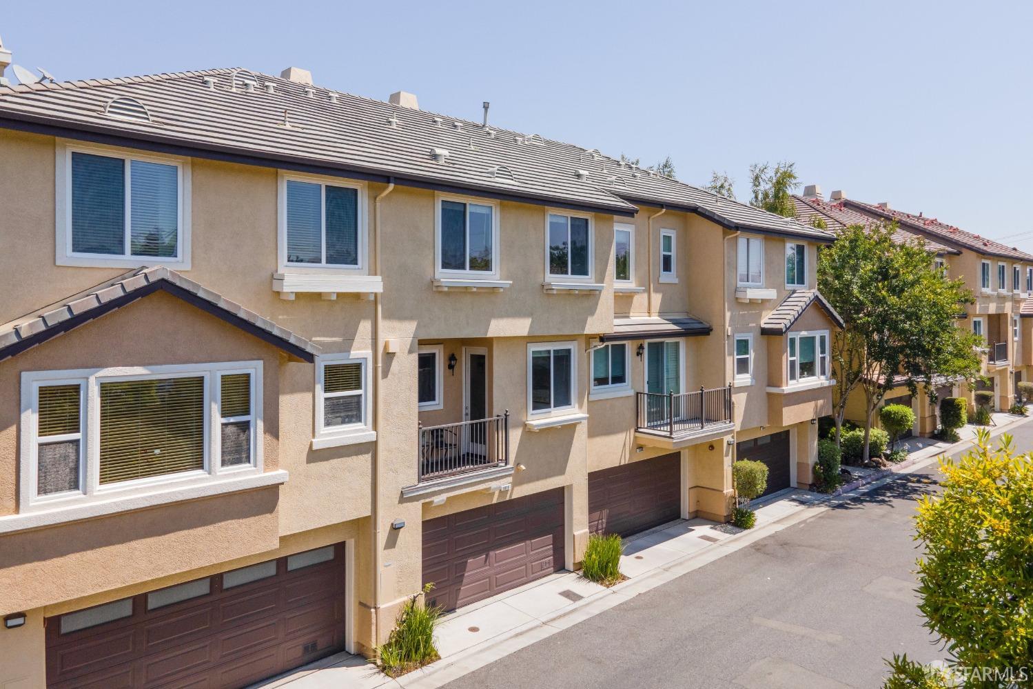 5111 Capanelle Terrace