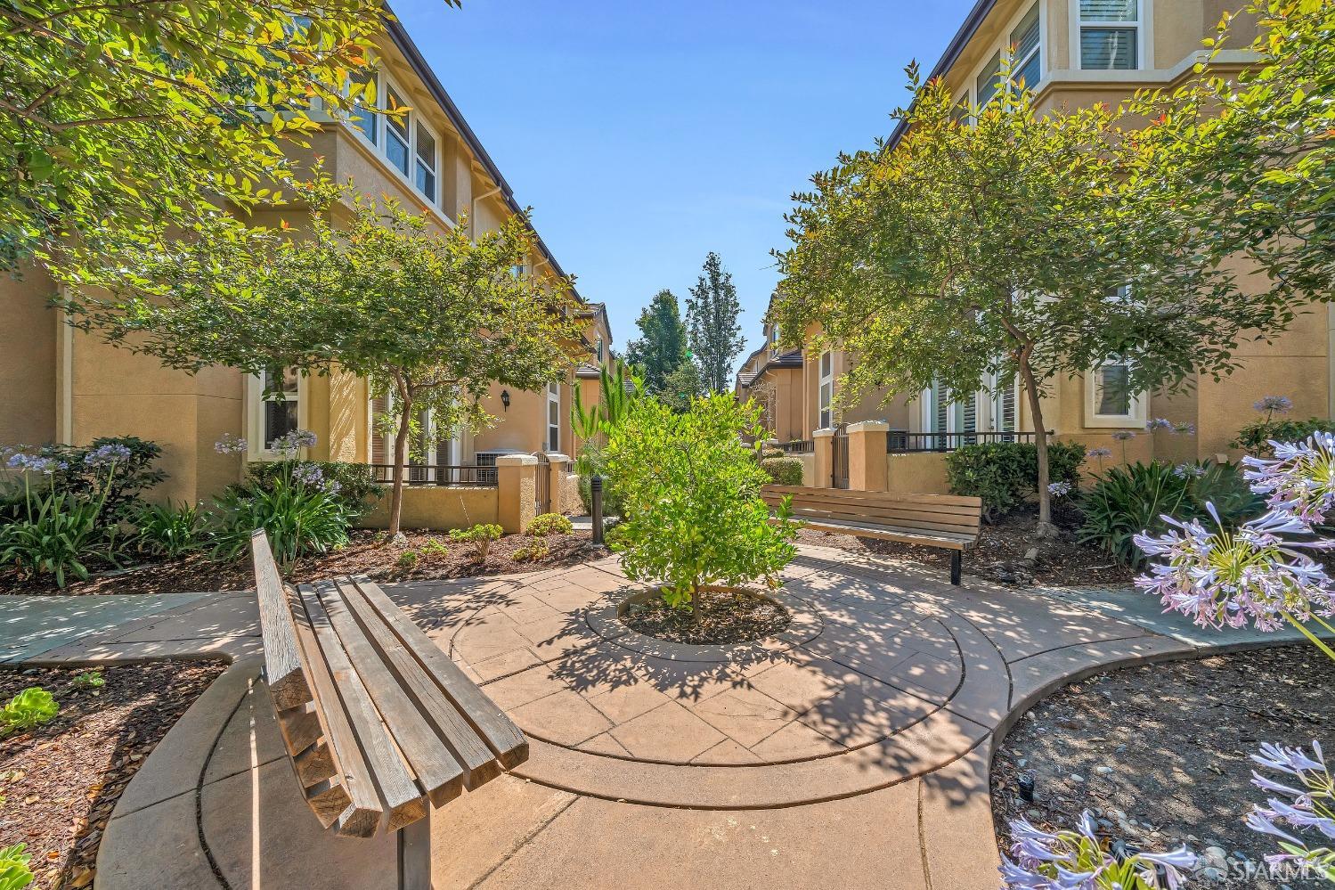 5111 Capanelle Terrace