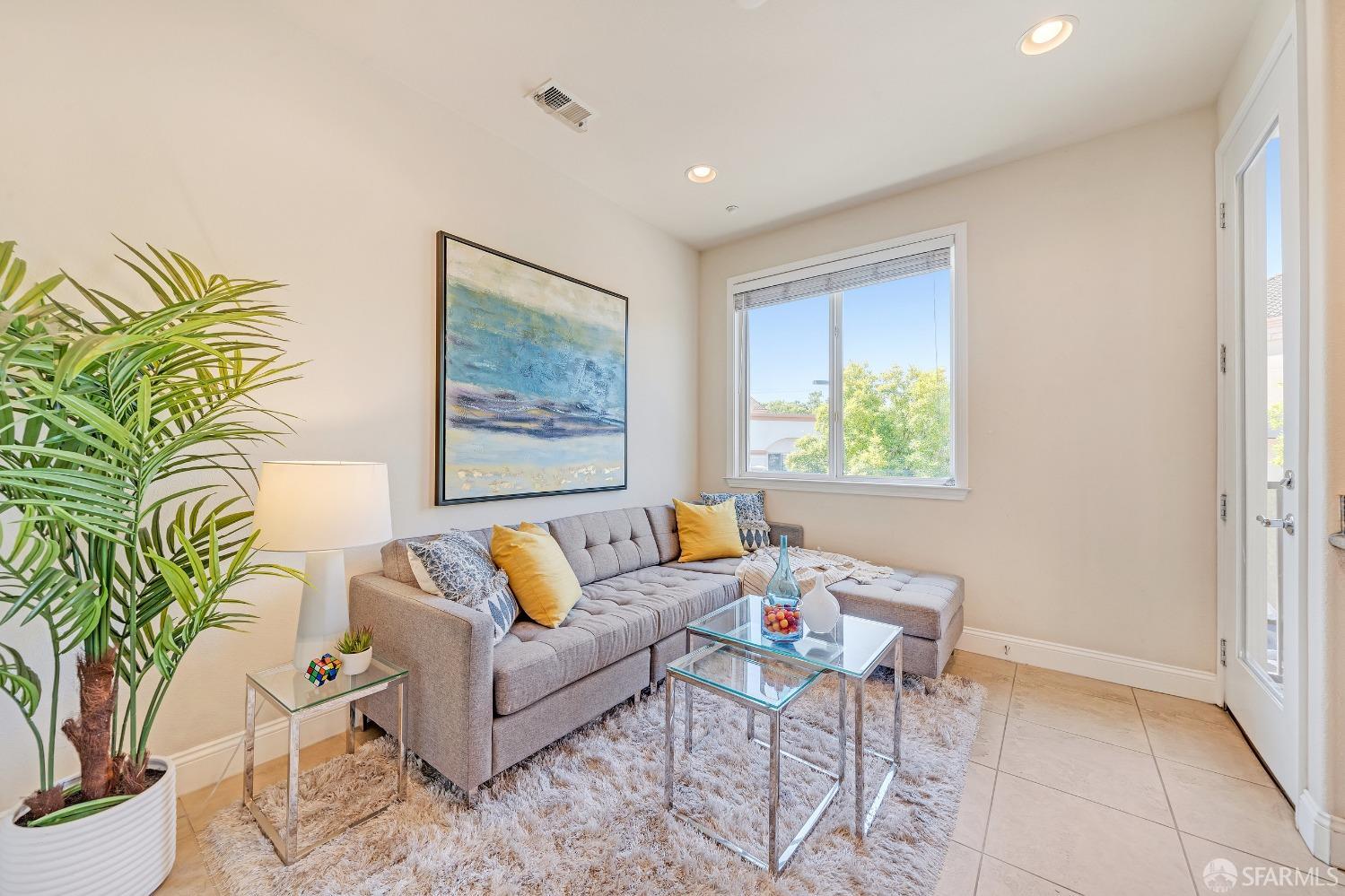 5111 Capanelle Terrace