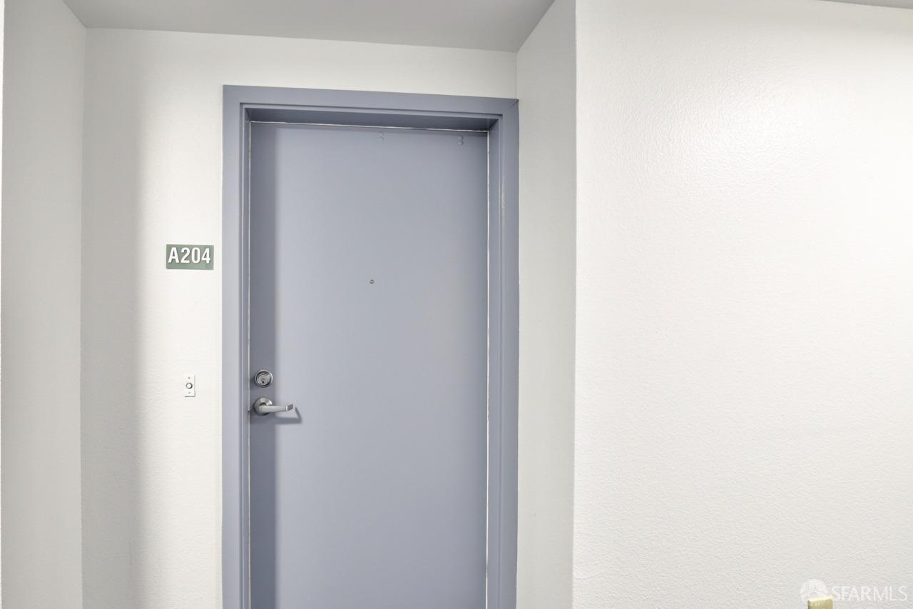 135 Valencia Street Unit: A204