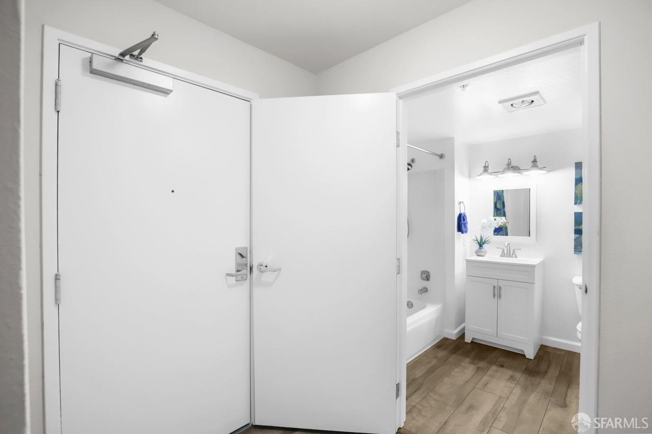 135 Valencia Street Unit: A204