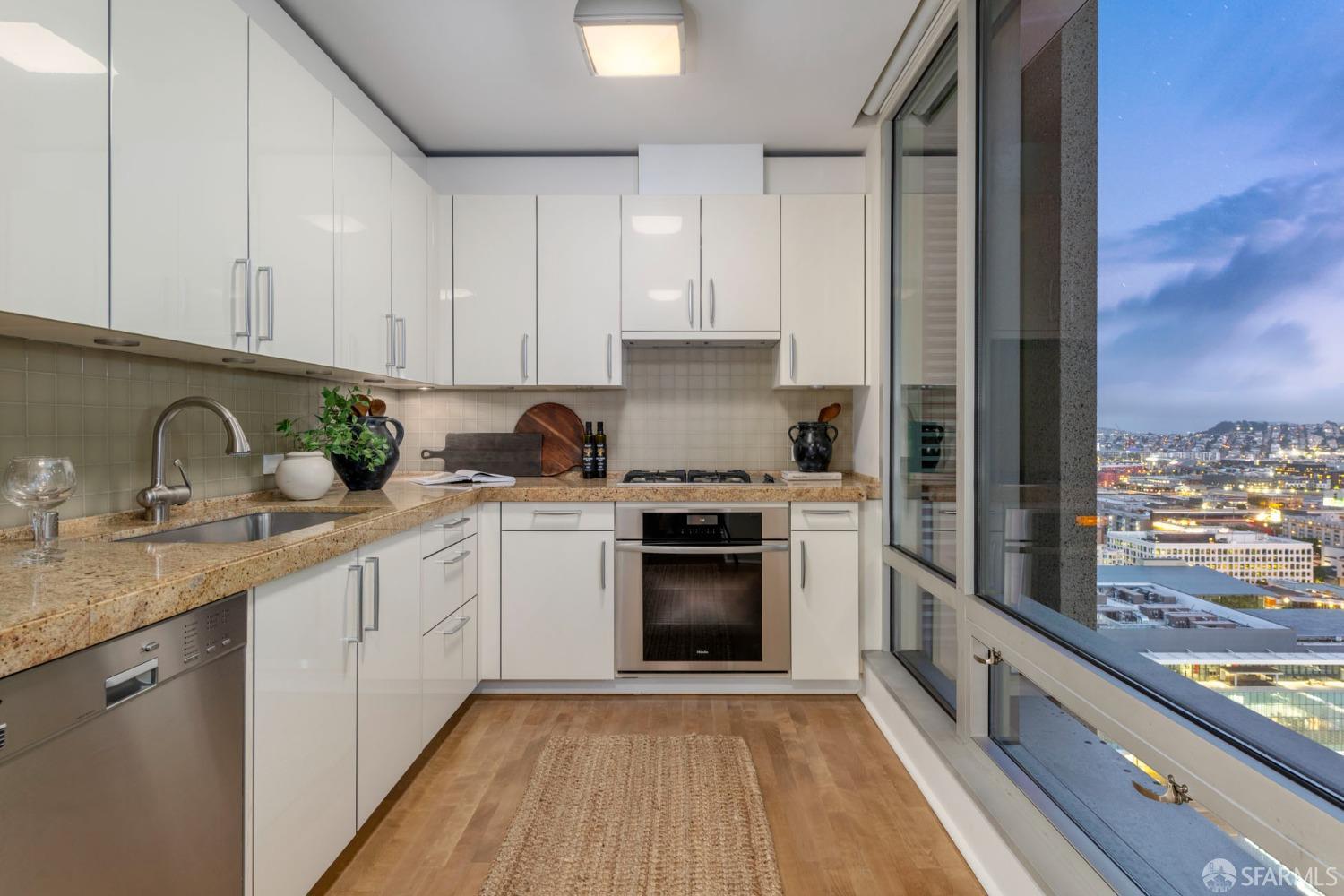 188 Minna Street # 24D