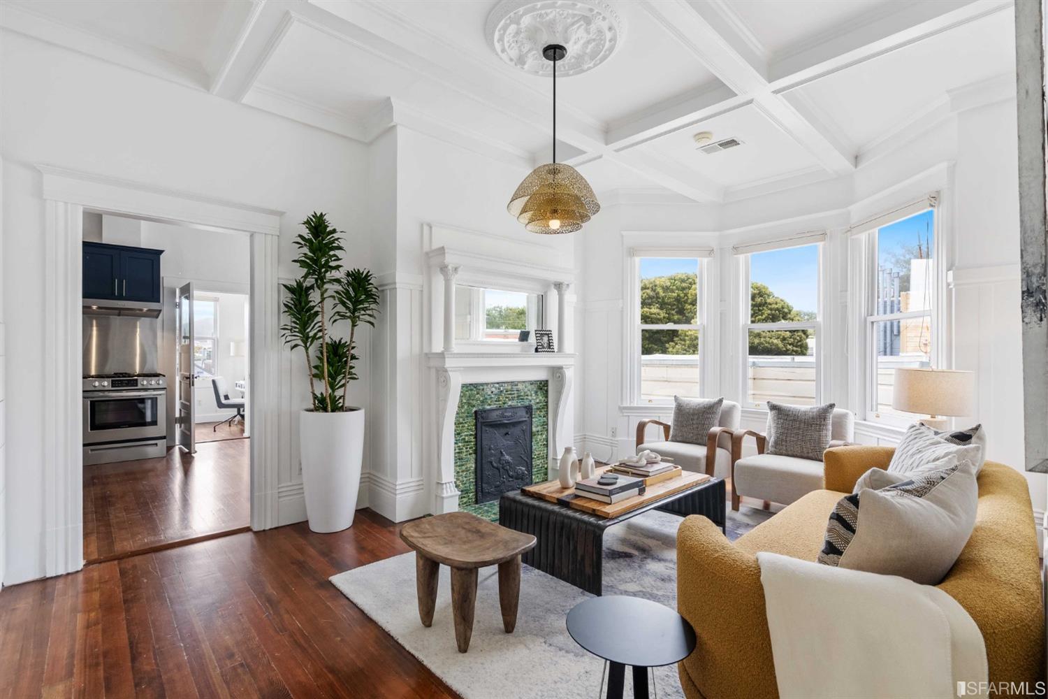 738 6th Avenue Unit: 6