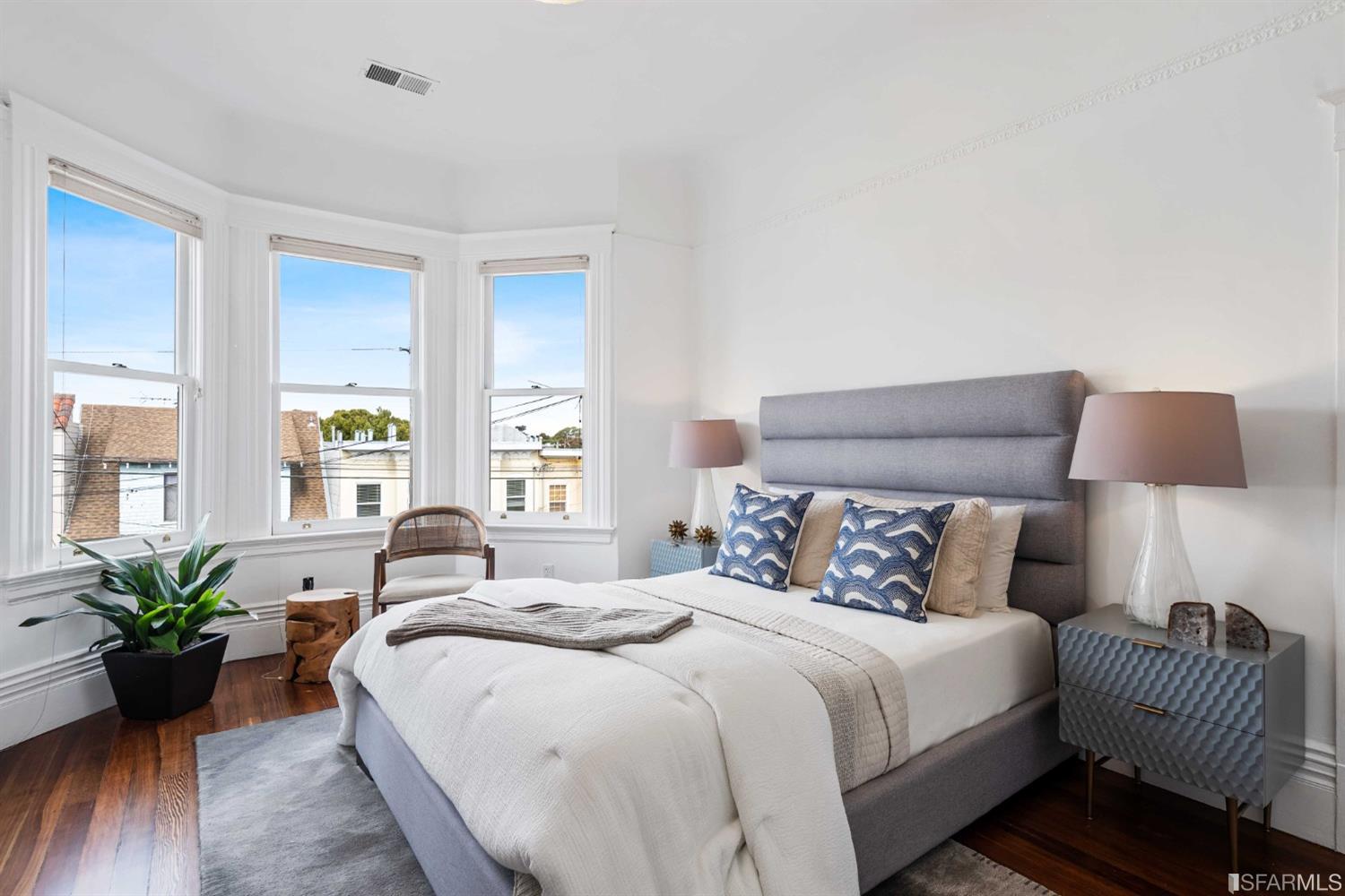 738 6th Avenue Unit: 6