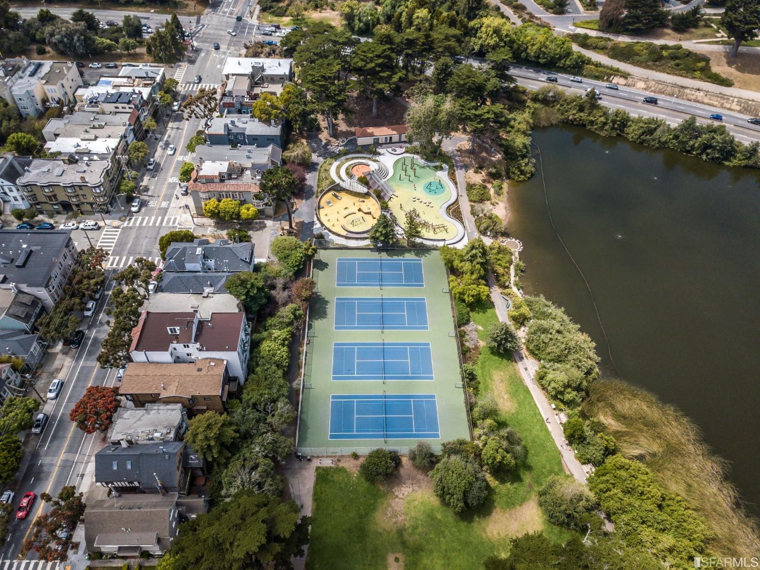 738 6th Avenue Unit: 6