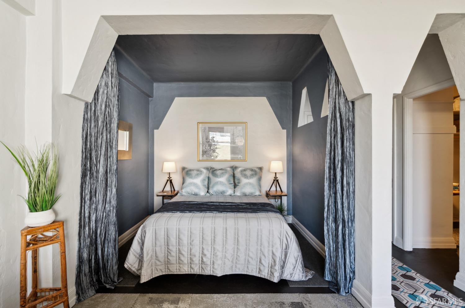 631 Ofarrell Street Unit: 811