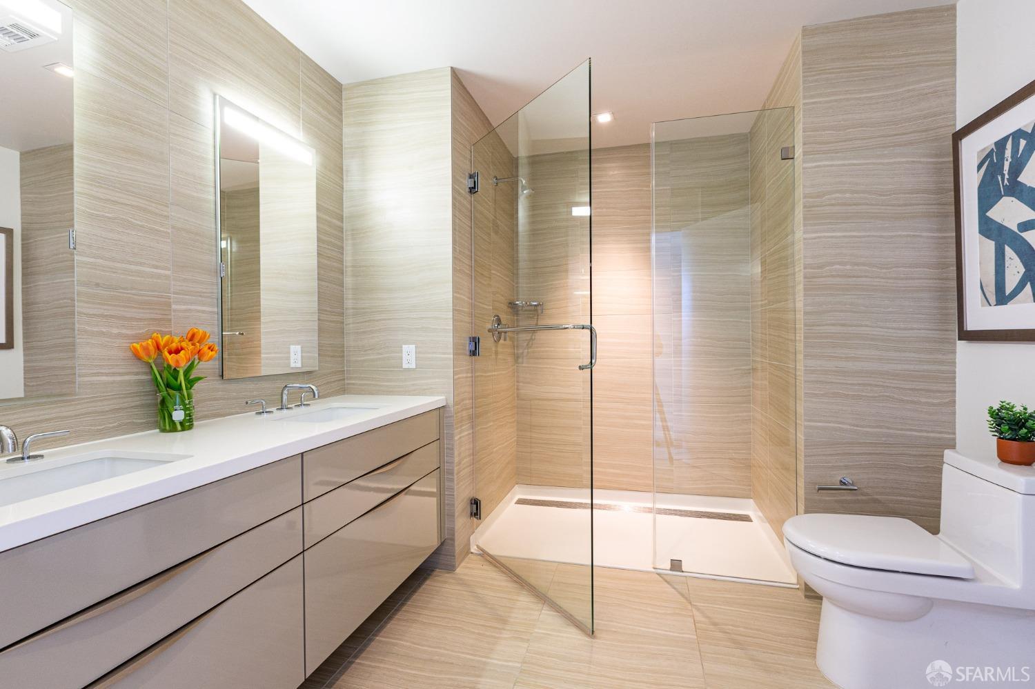 1450 Franklin Street Unit: 1002