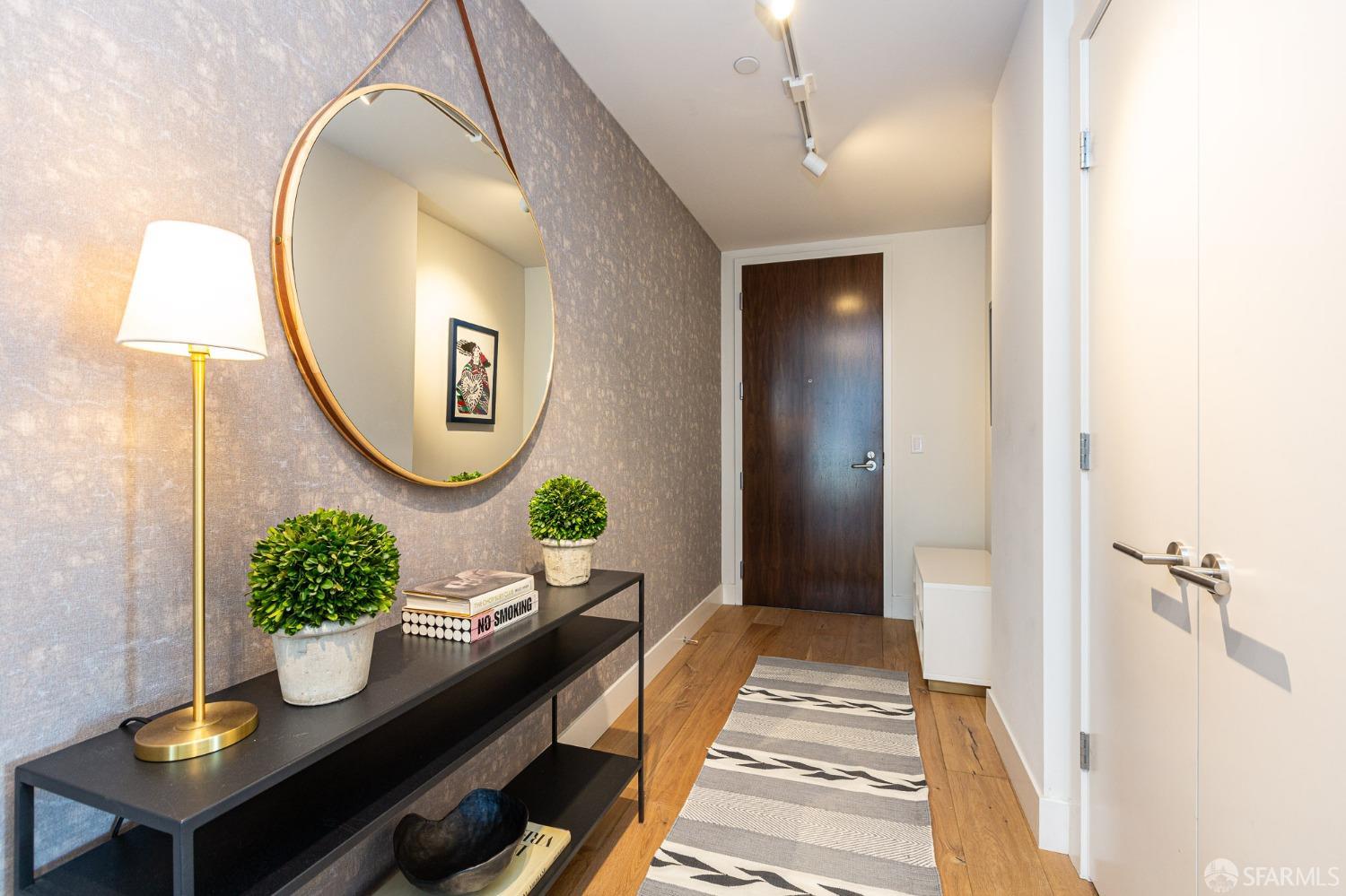 1450 Franklin Street Unit: 1002