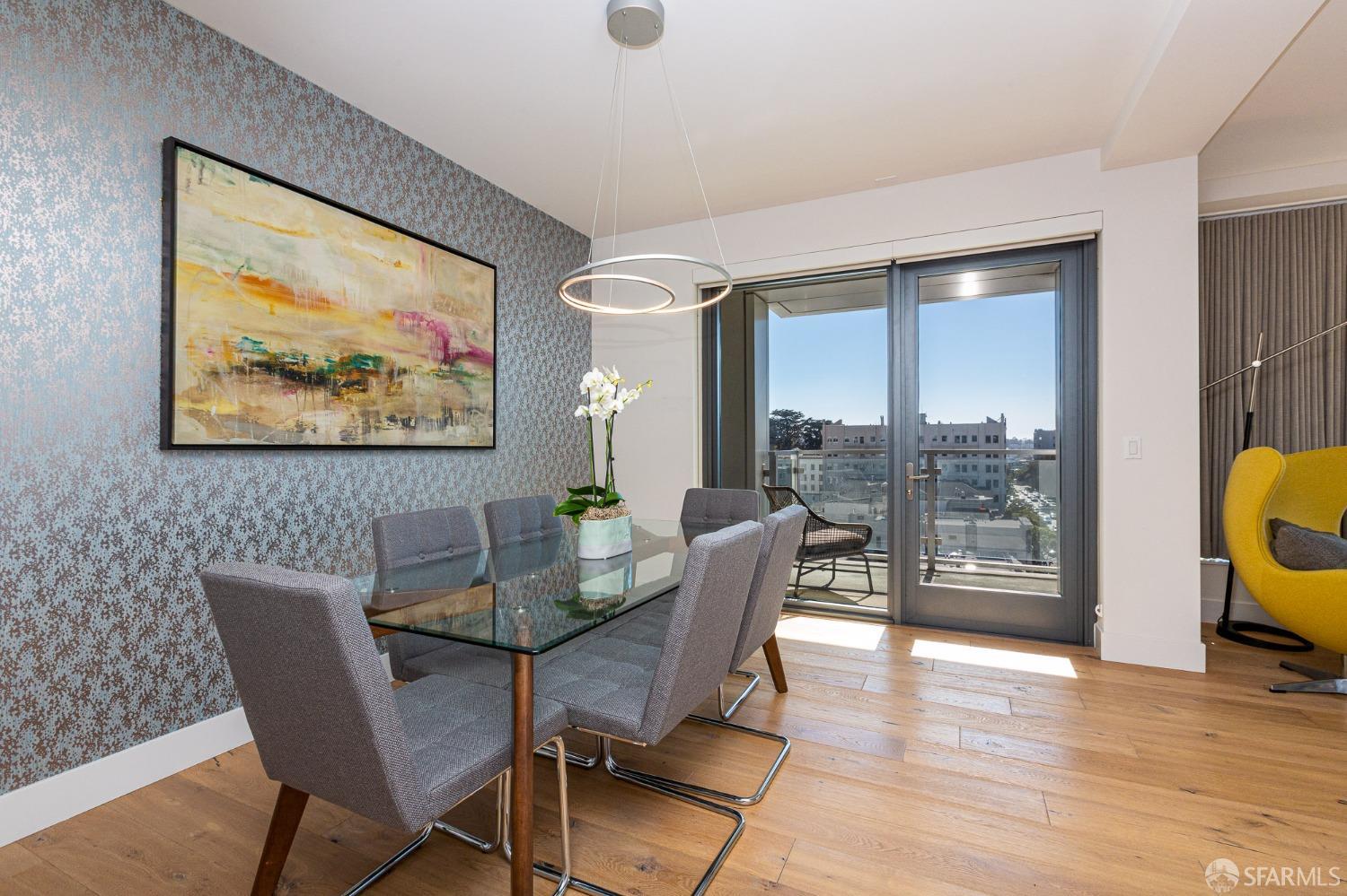 1450 Franklin Street Unit: 1002
