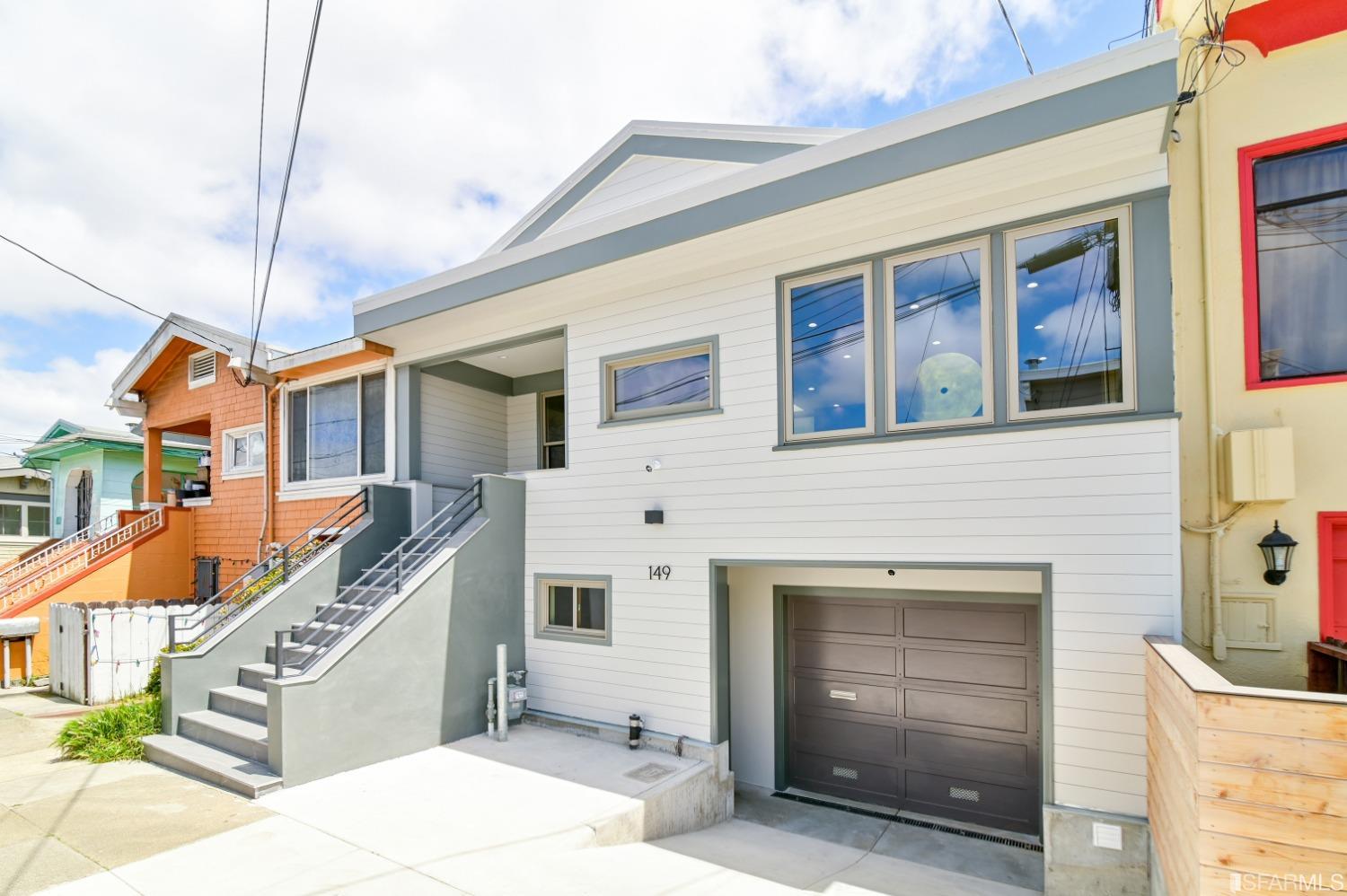 149 Bertita Street