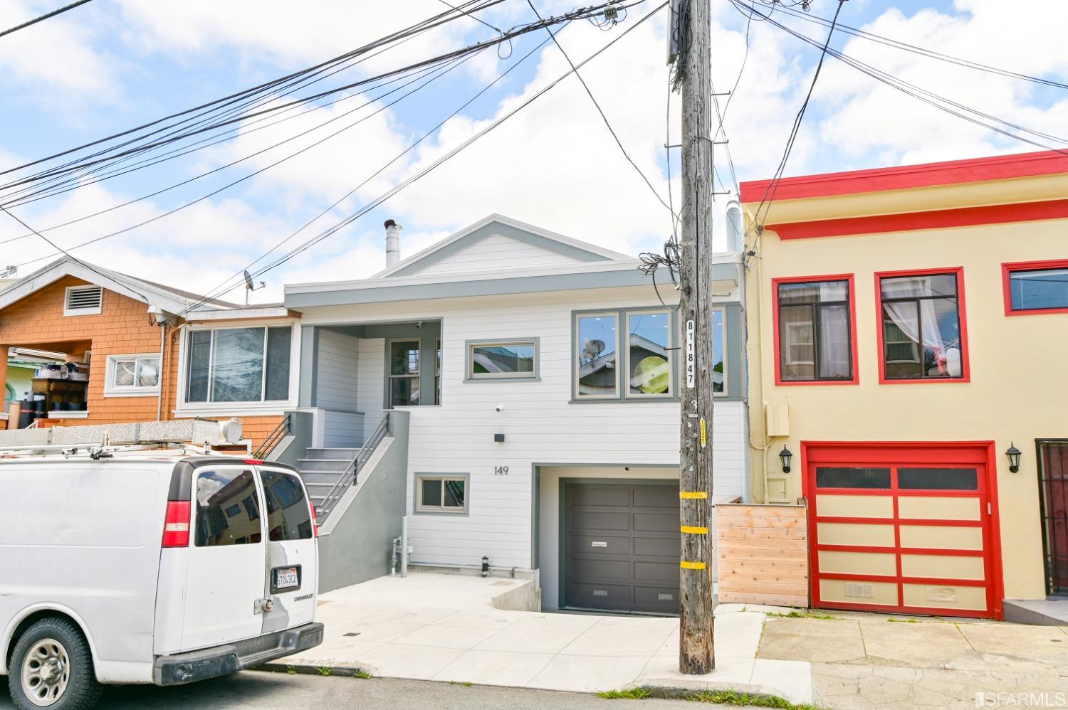 149 Bertita Street