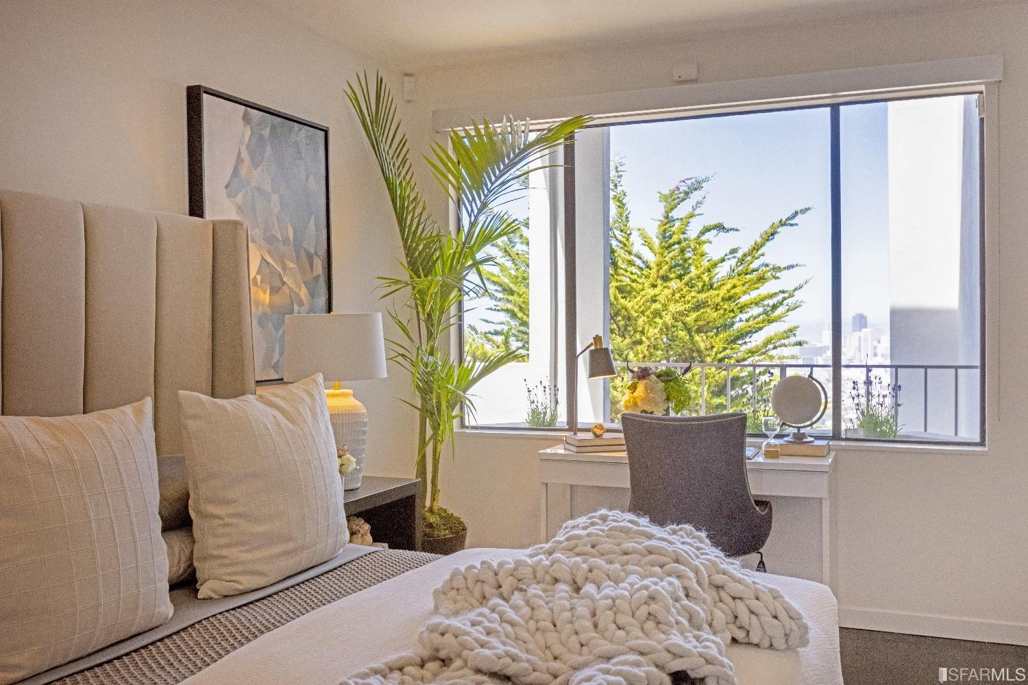 7 Burnett N Avenue Unit: 1