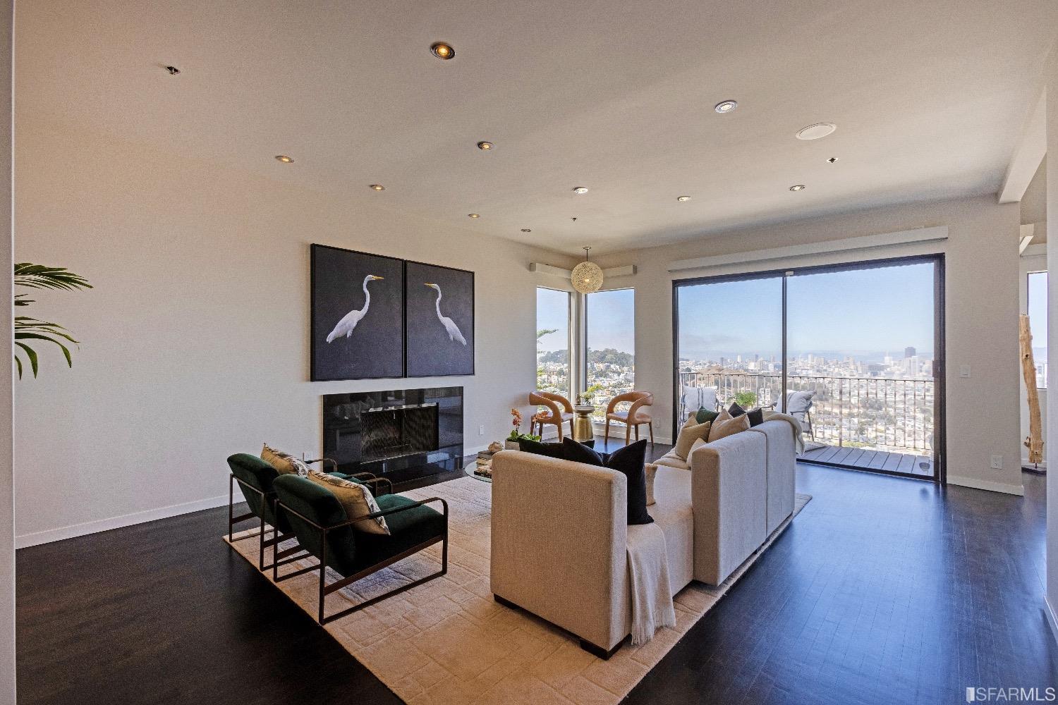 7 Burnett N Avenue Unit: 1