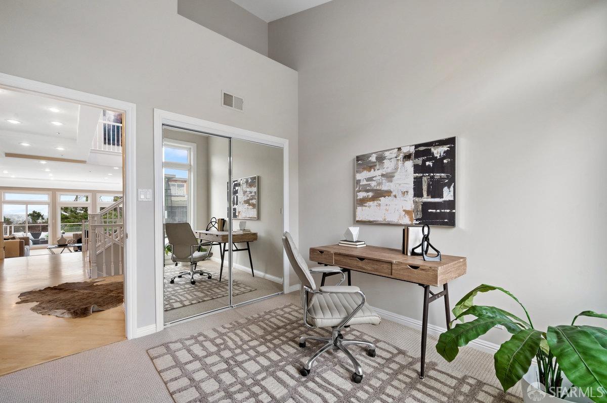 548 Duncan Street Unit: 201