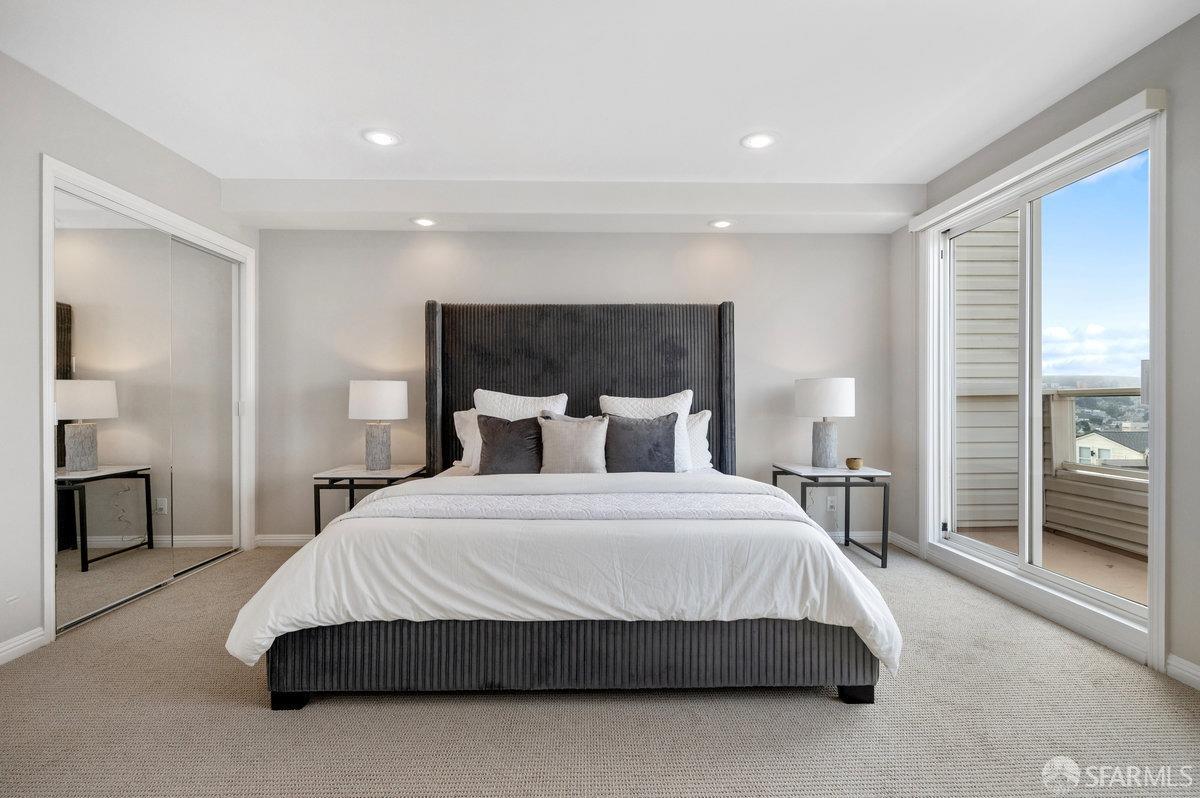 548 Duncan Street Unit: 201