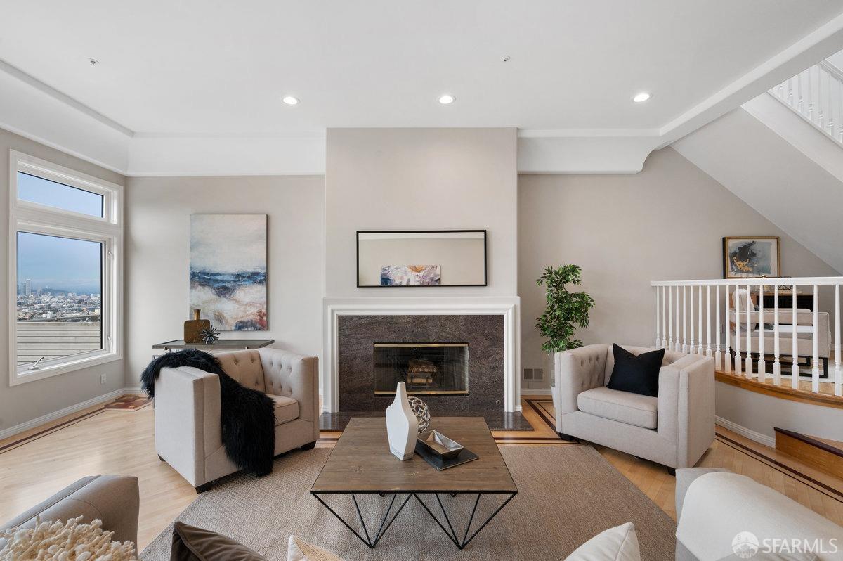 548 Duncan Street Unit: 201