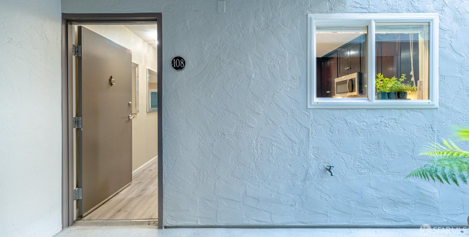 4096 17th Street Unit: 108