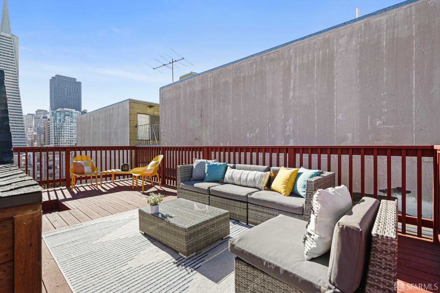 359 Vallejo Street Unit: 3