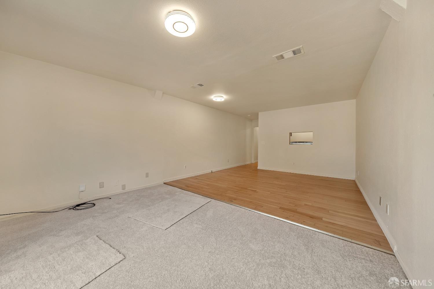 1723 Livingston Lane