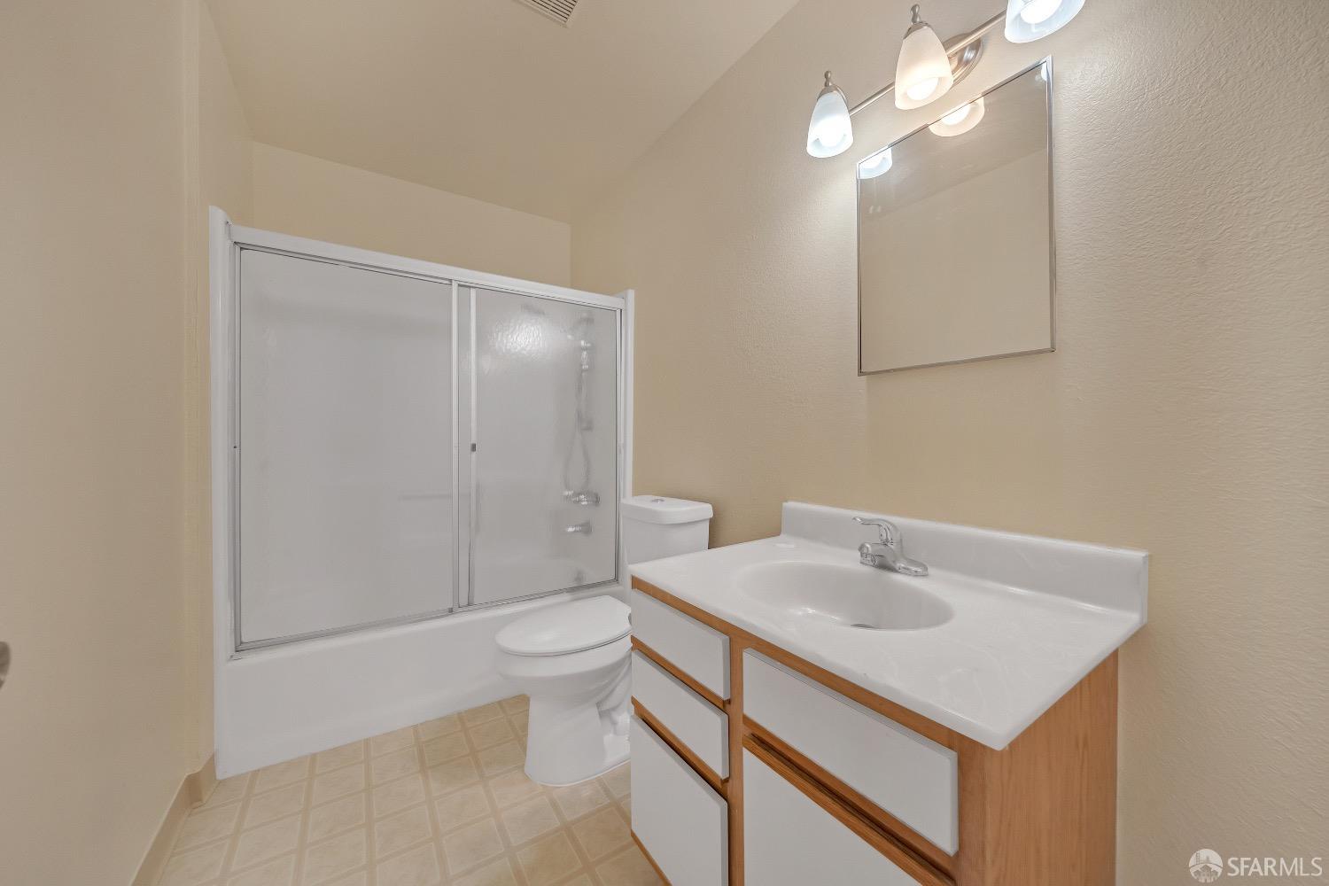 1723 Livingston Lane