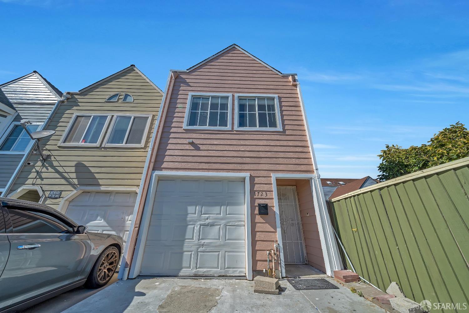 1723 Livingston Lane